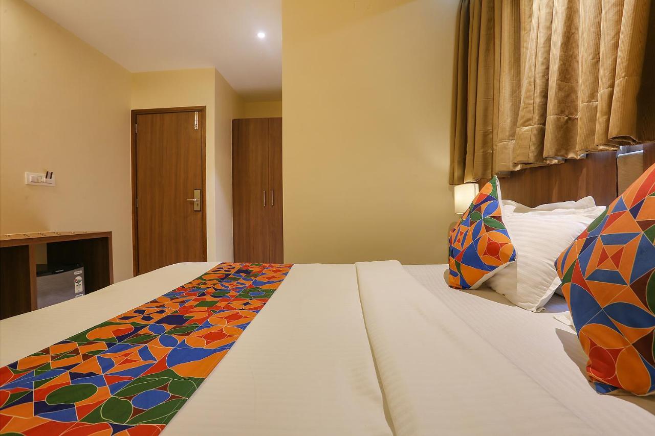 Fabhotel Royal International Mumbai Kültér fotó