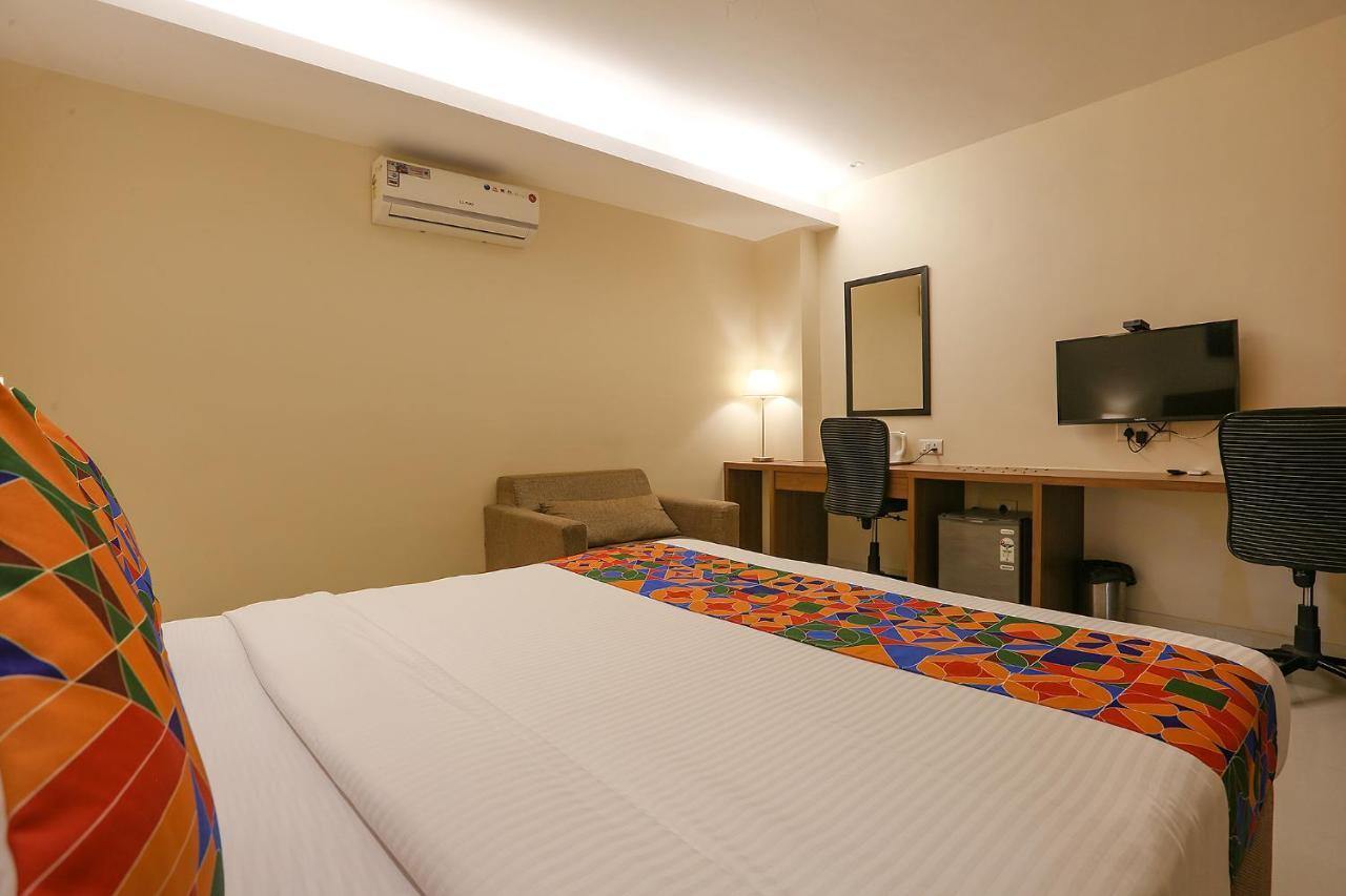 Fabhotel Royal International Mumbai Kültér fotó
