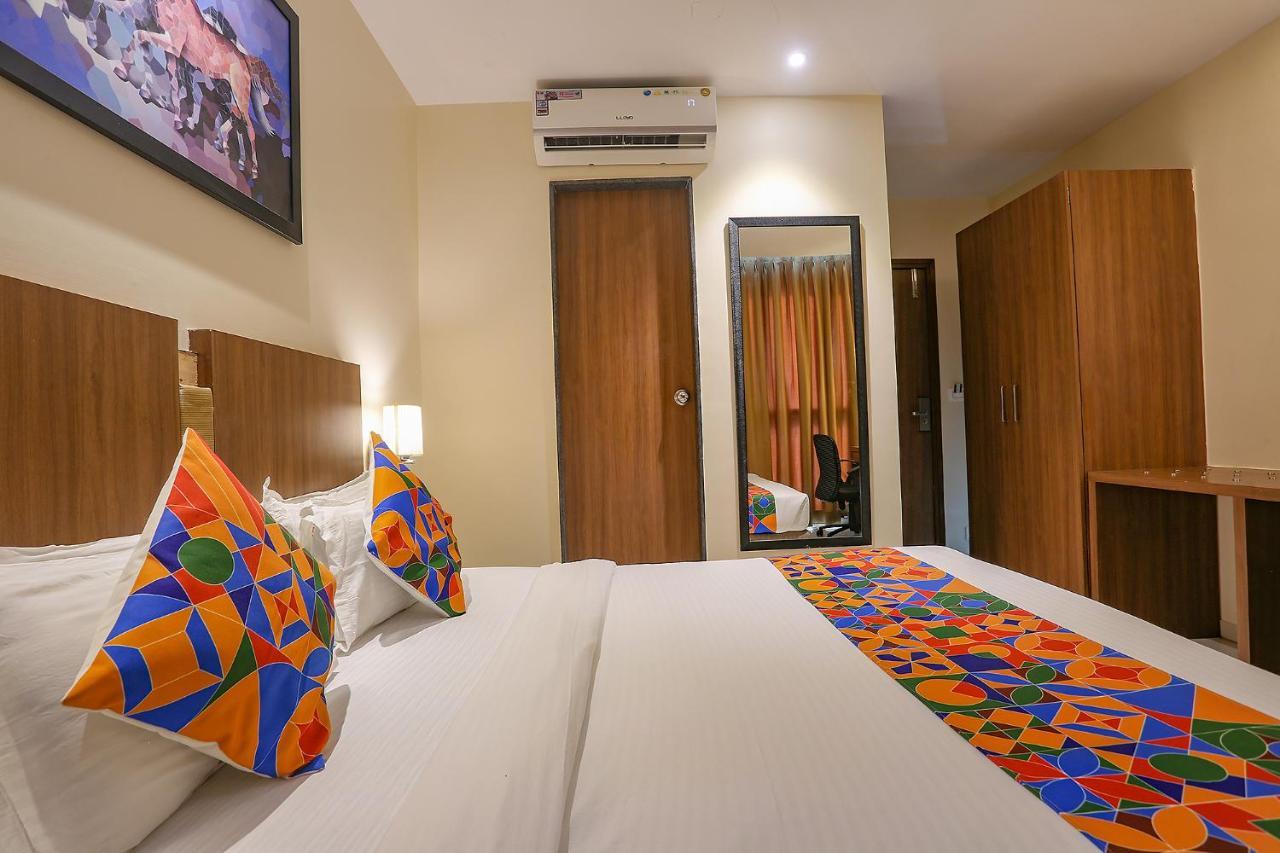 Fabhotel Royal International Mumbai Kültér fotó