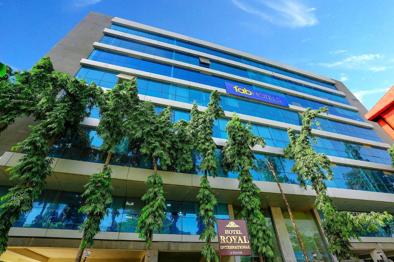 Fabhotel Royal International Mumbai Kültér fotó
