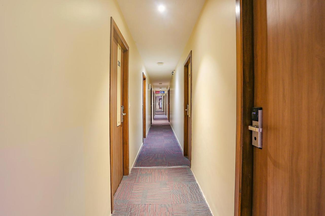 Fabhotel Royal International Mumbai Kültér fotó