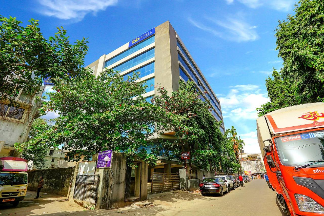 Fabhotel Royal International Mumbai Kültér fotó