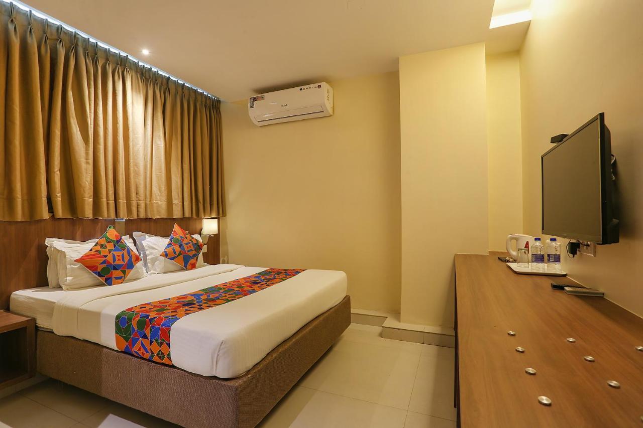 Fabhotel Royal International Mumbai Kültér fotó