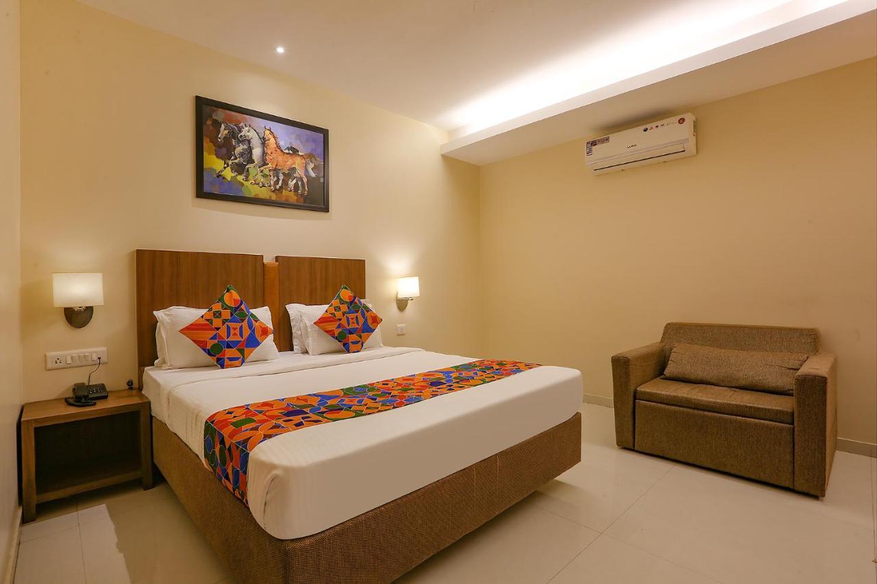 Fabhotel Royal International Mumbai Kültér fotó
